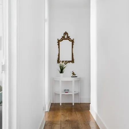 公寓 Altido Stunning 4br Apt With Terrace And Seaview In Alfama Lisboa
